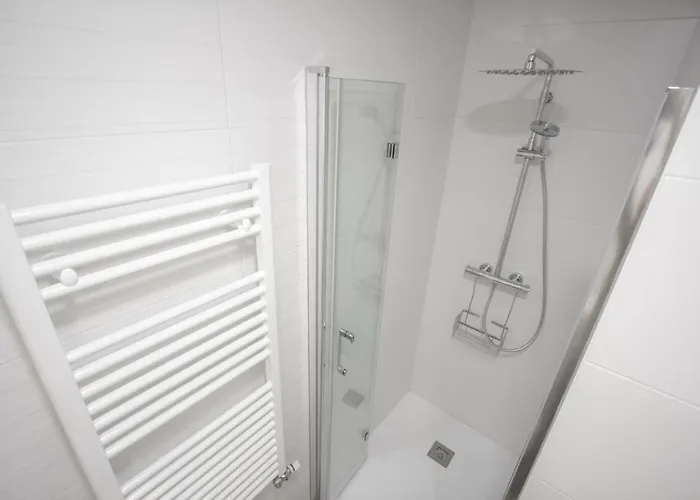 Anki - A 4 Pasos De La Catedral - Vut 09/96 Appartement